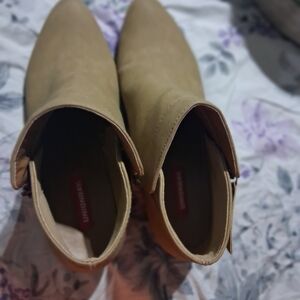 UNIONBAY Women's Tan Ankle Boots